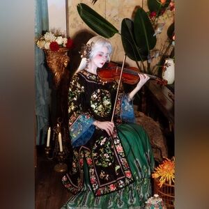 Collection Floral Embroidered Women's Coat